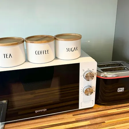 Holidays Vibes - 2 Bedrooms, 2 Bathrooms - Center