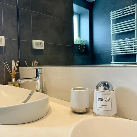 Holidays Vibes - 2 Bedrooms, 2 Bathrooms - Center * Бухарест