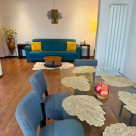 Holidays Vibes - 2 Bedrooms, 2 Bathrooms - Center * Бухарест