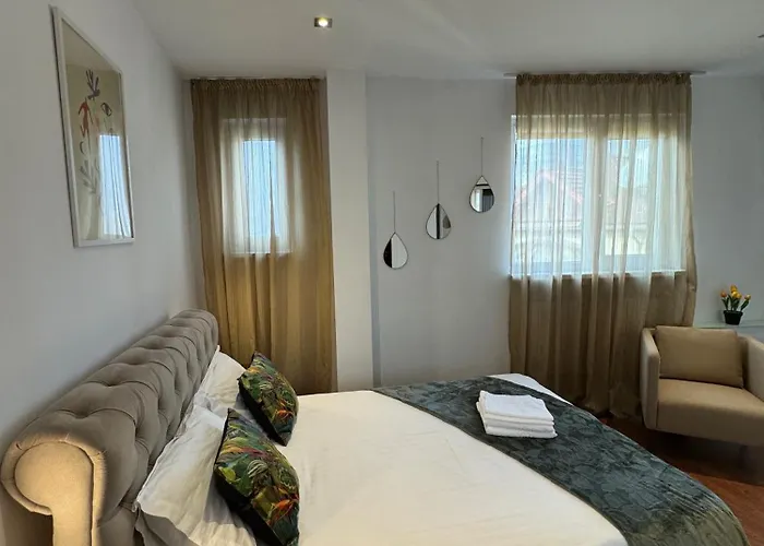 Holidays Vibes - 2 Bedrooms, 2 Bathrooms - Center *