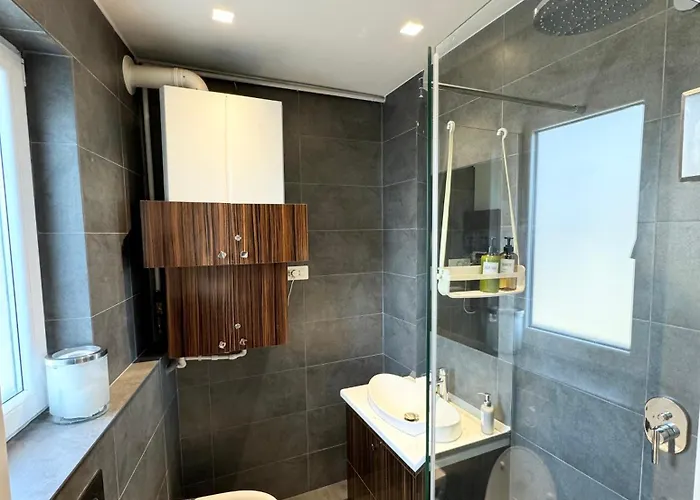 Holidays Vibes - 2 Bedrooms, 2 Bathrooms - Center * Bucarest