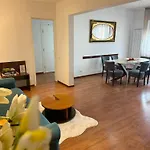 Holidays Vibes - 2 Bedrooms, 2 Bathrooms - Center *