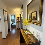 Holidays Vibes - 2 Bedrooms, 2 Bathrooms - Center