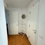 Apartment Holidays Vibes - 2 Bedrooms, 2 Bathrooms - Center *
