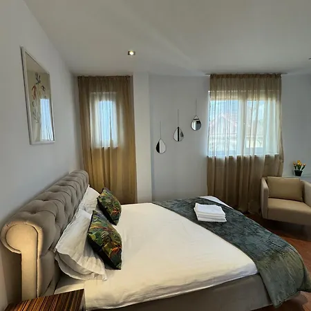 Holidays Vibes - 2 Bedrooms, 2 Bathrooms - Center *