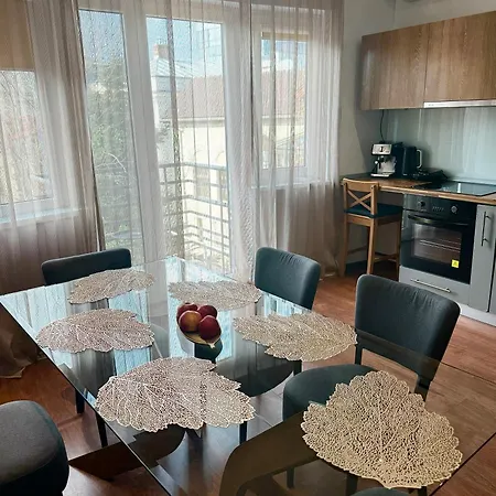 Apartment Holidays Vibes - 2 Bedrooms, 2 Bathrooms - Center *